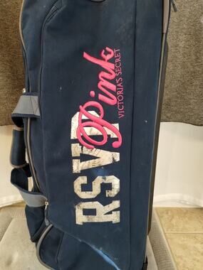 Victoria’s Secret PINK rolling Duffle Bag Vintage - Side Zipper Needs Repair